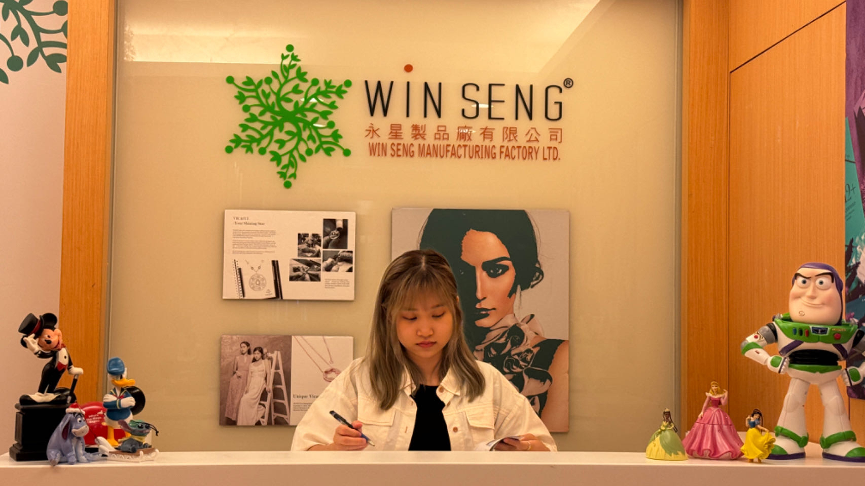 Win Seng Polyresin Figurines