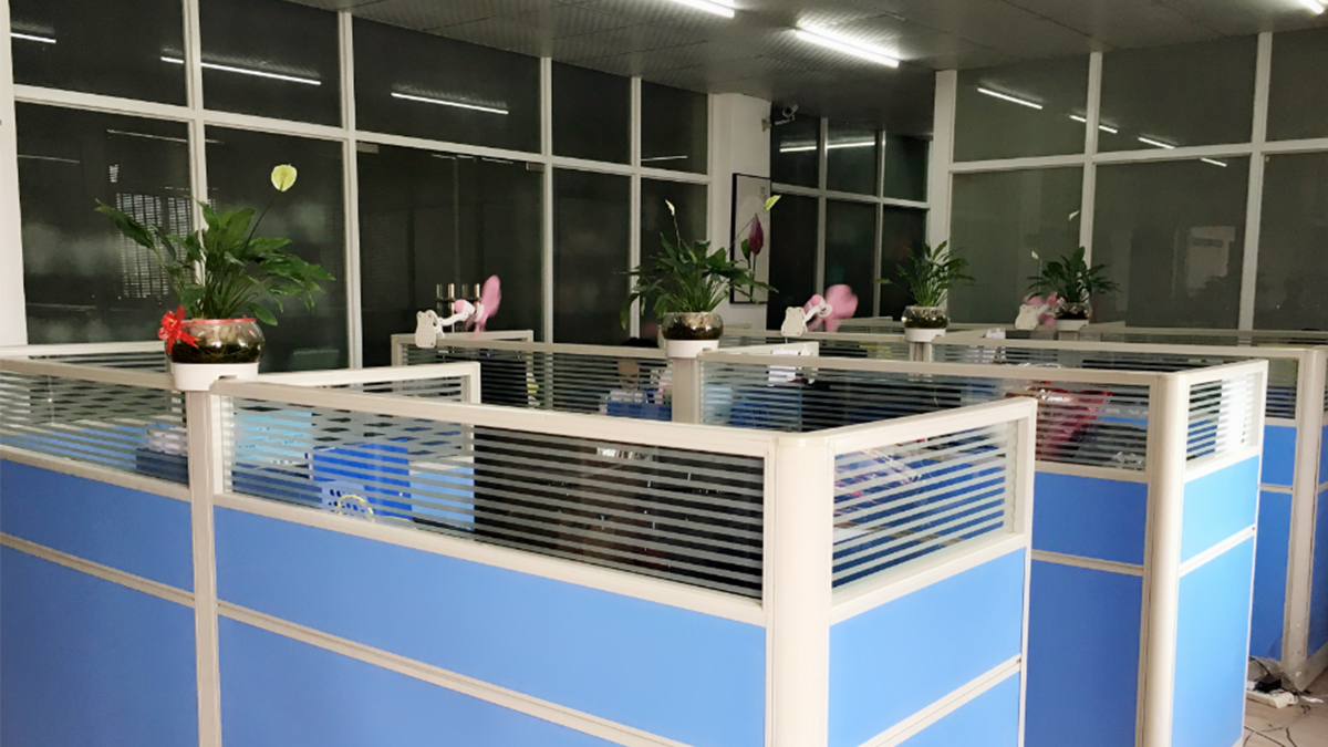 Shantou YLL Crafts Co., Ltd. Paper box