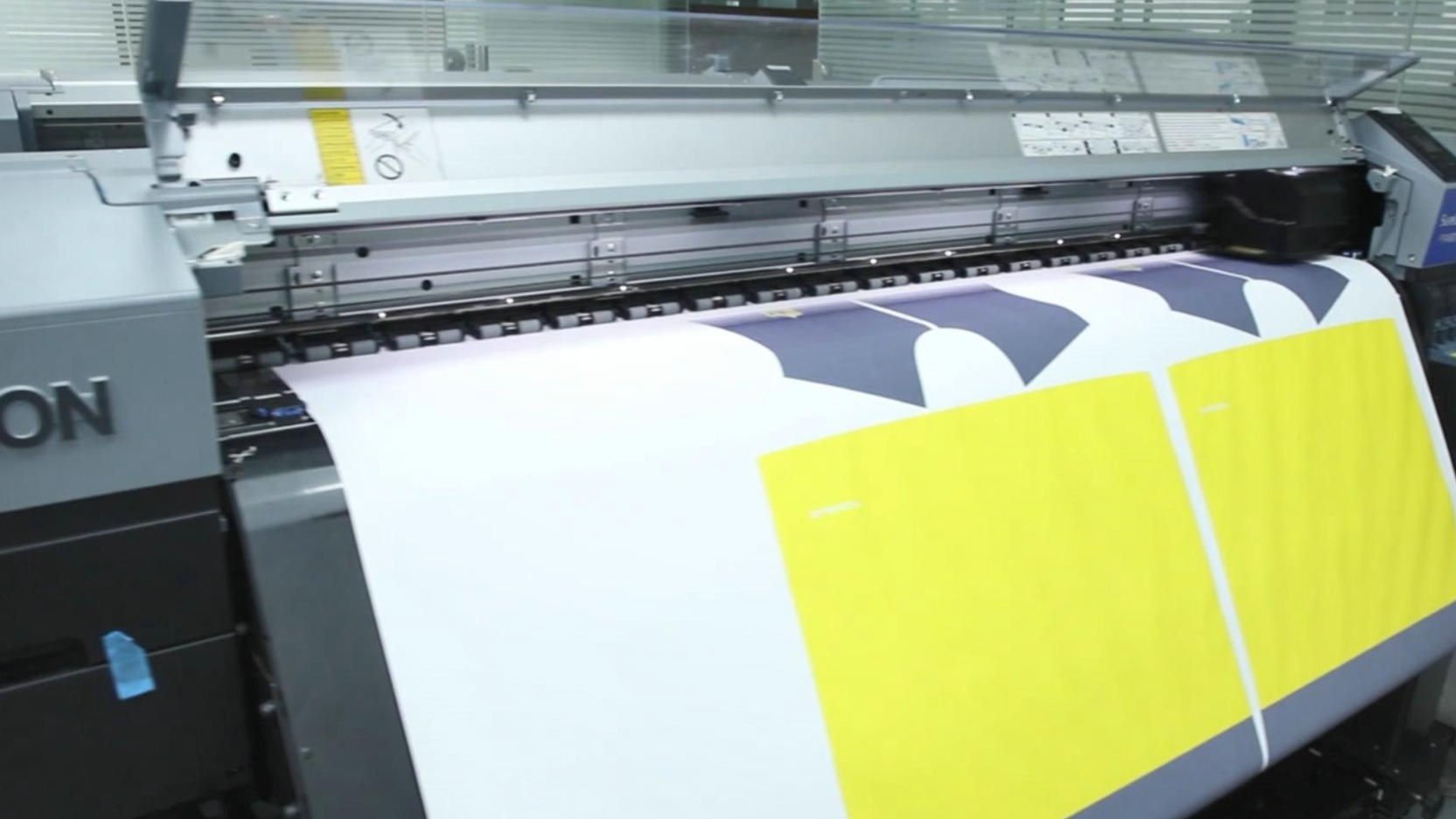 Guangzhou Aisnug Digital Printing Co., Ltd. Custom Quarter Zip Pullovers