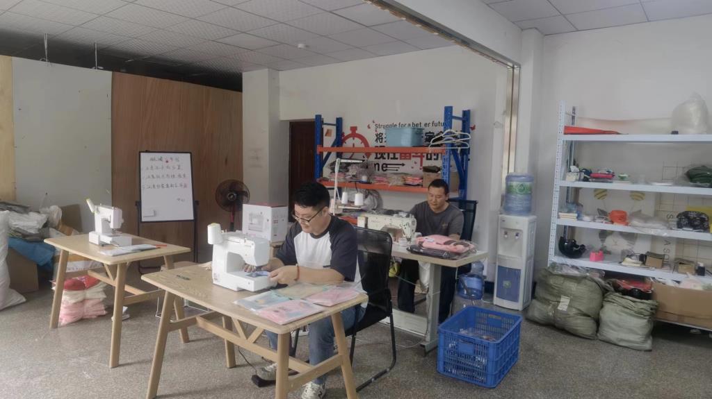Yiwu Linxi Import & Export Co., Ltd. Infant & Toddlers Clothing