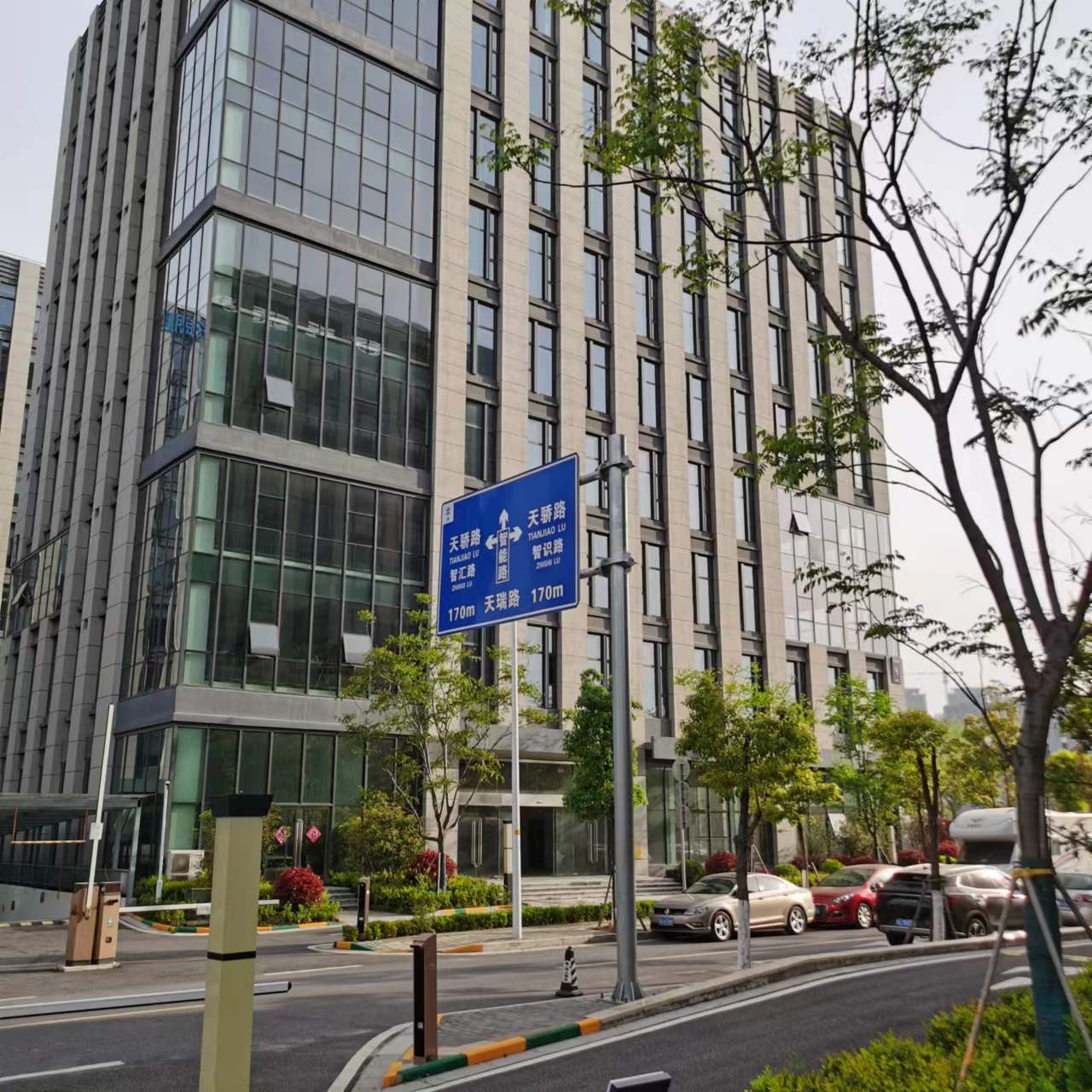 Nanjing International Technology Co., Ltd Solar Hybrid Air Conditioners