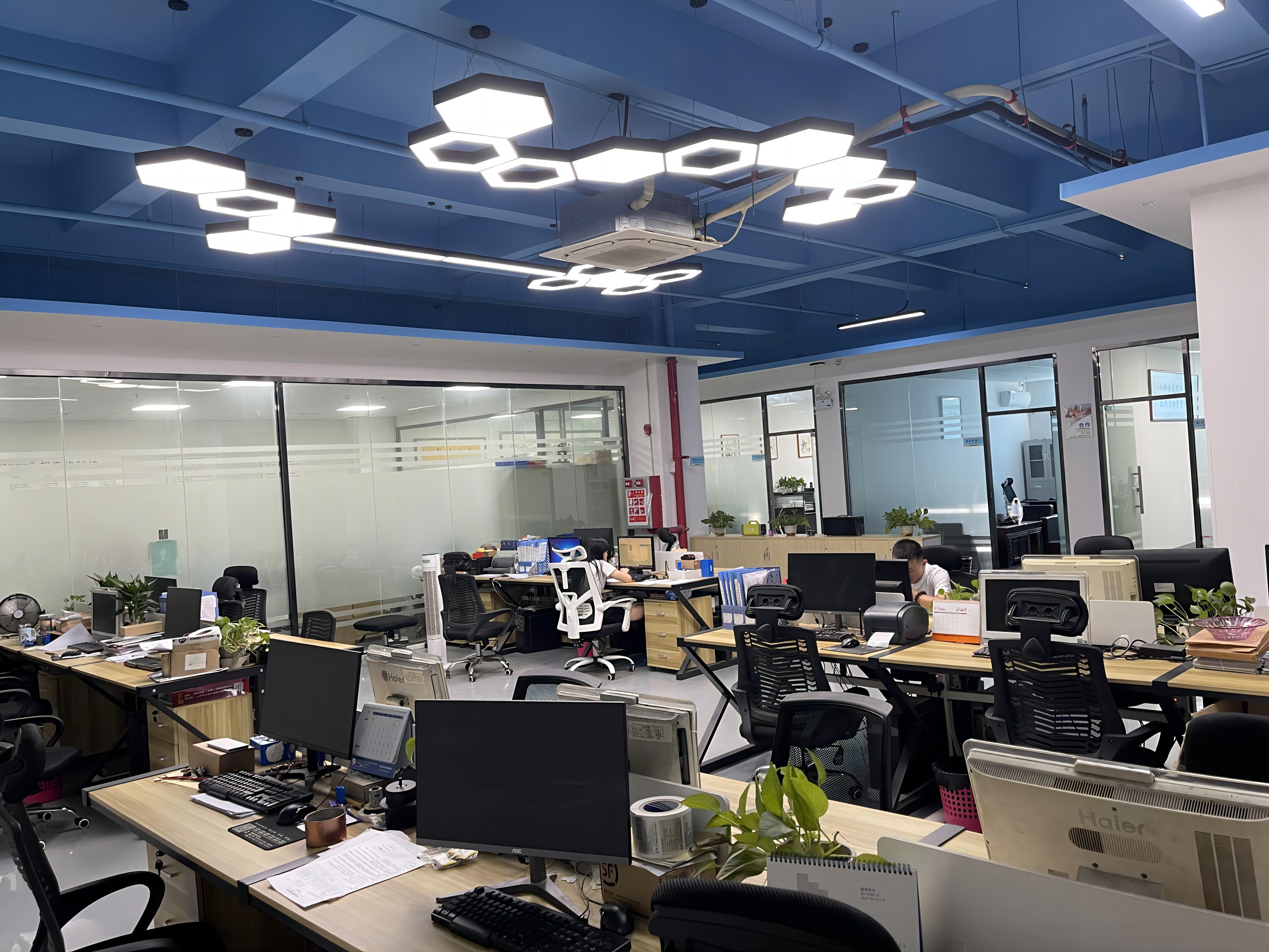 Shenzhen Longtiger Technology Co., Ltd. factory image 2