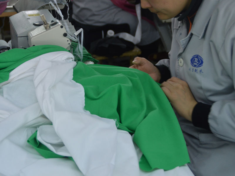Baoding Tongli Garments Co.,Ltd factory image 5