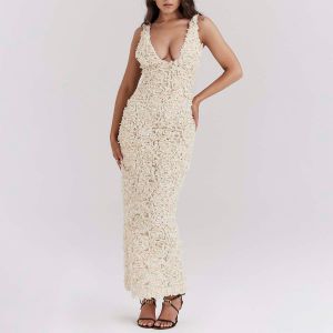 Stunning Creme Plunge Floral Appliqué Maxi Dress Oem Luxurious And Elegant Women Custom Women Clothing