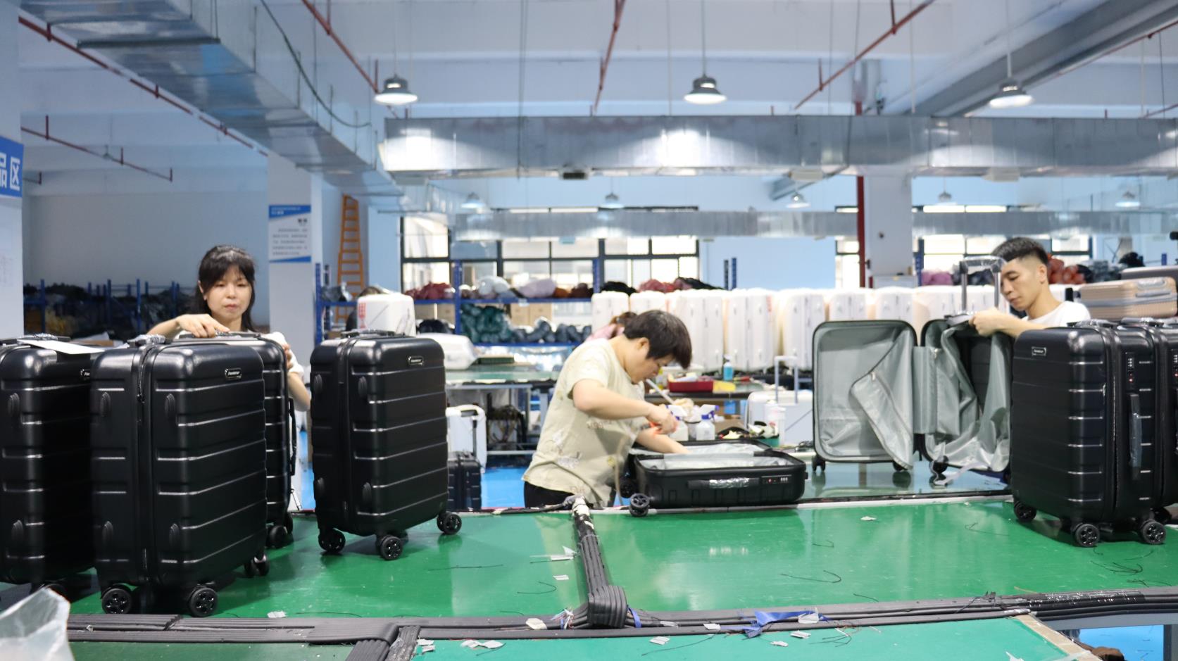 Dongguan Century Bolatu Technology Co., Ltd PC Luggage