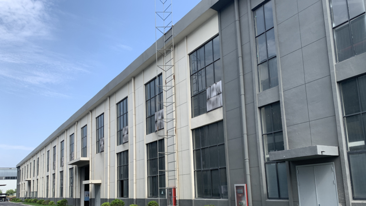 Hunan Yunzhongfu Information Technology Co., Ltd. lifters
