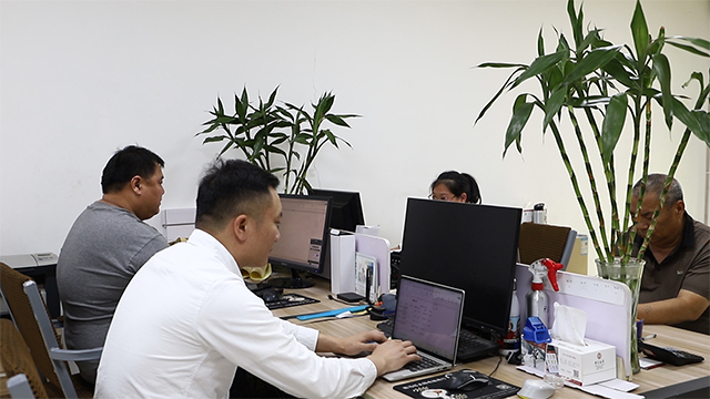 Dongyang Longxin Industry And Trade Co., Ltd. Vacuum Cup