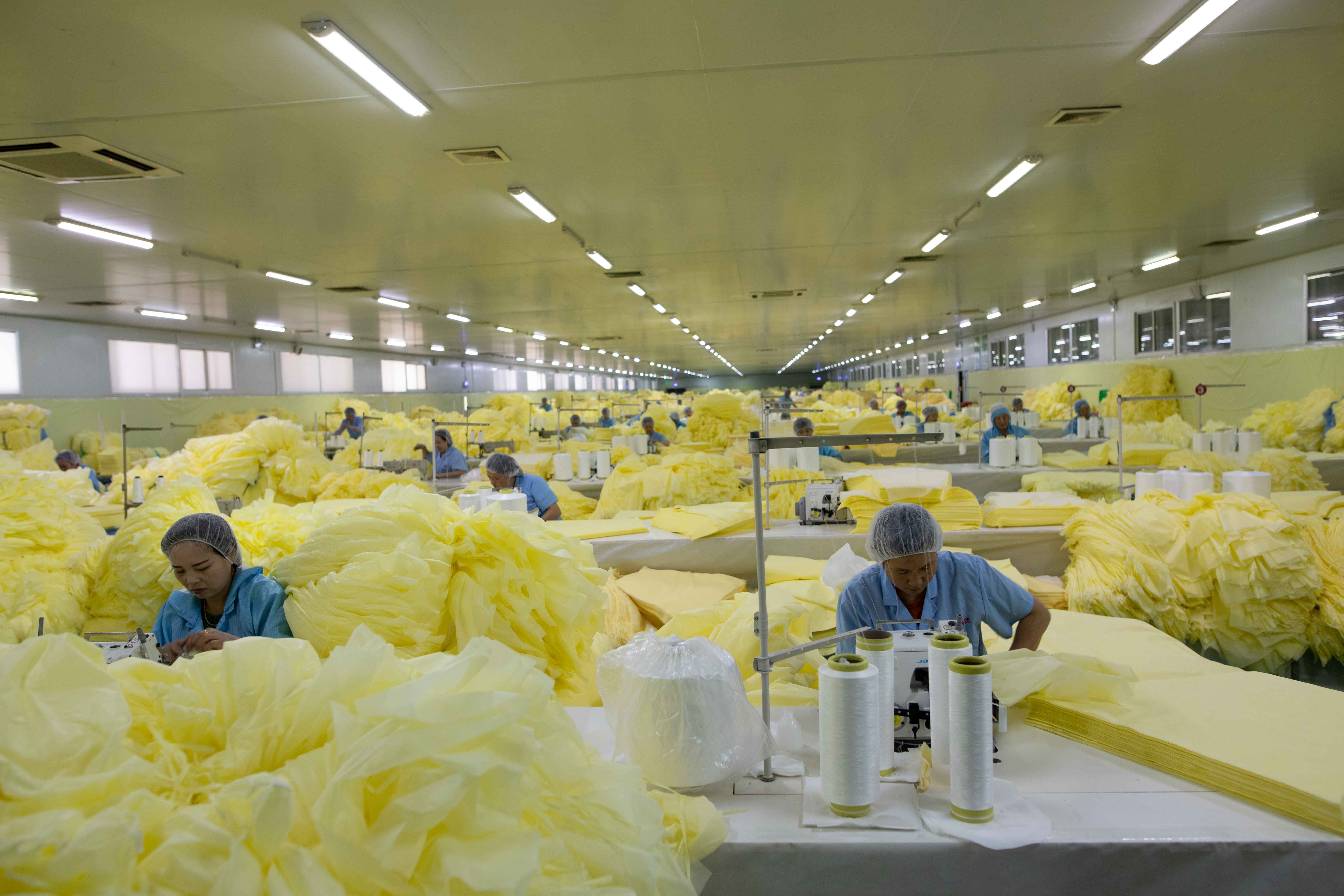 Wuhan Ranxin International Trade Co., Ltd. Isolation Gown