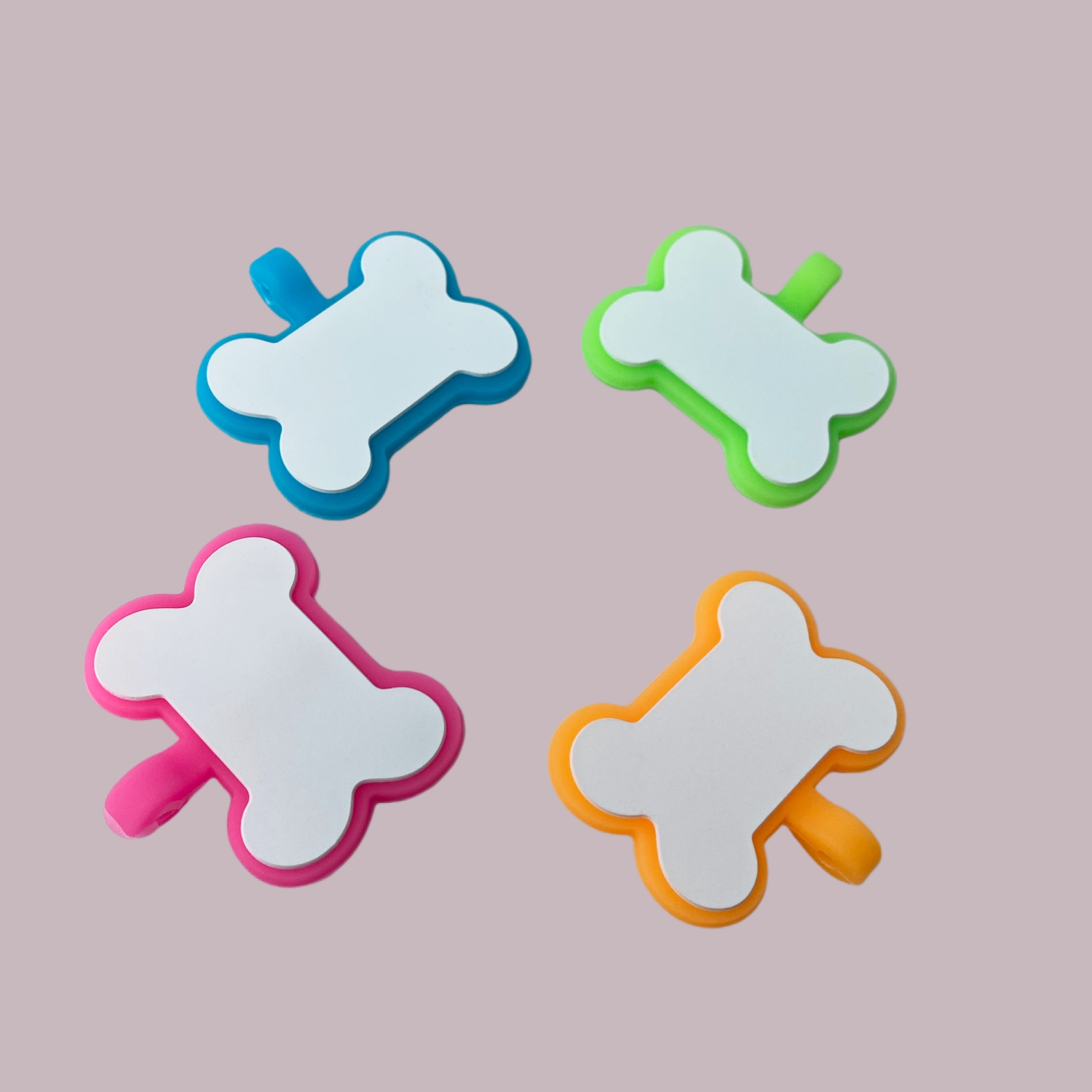 Dongguan City Gewugu New Material Co., Ltd. Customized Luminescent Original Design Dog Tag Durable Silicone Silent Pet ID with Bone Shape Sweet Style Engraved Tag