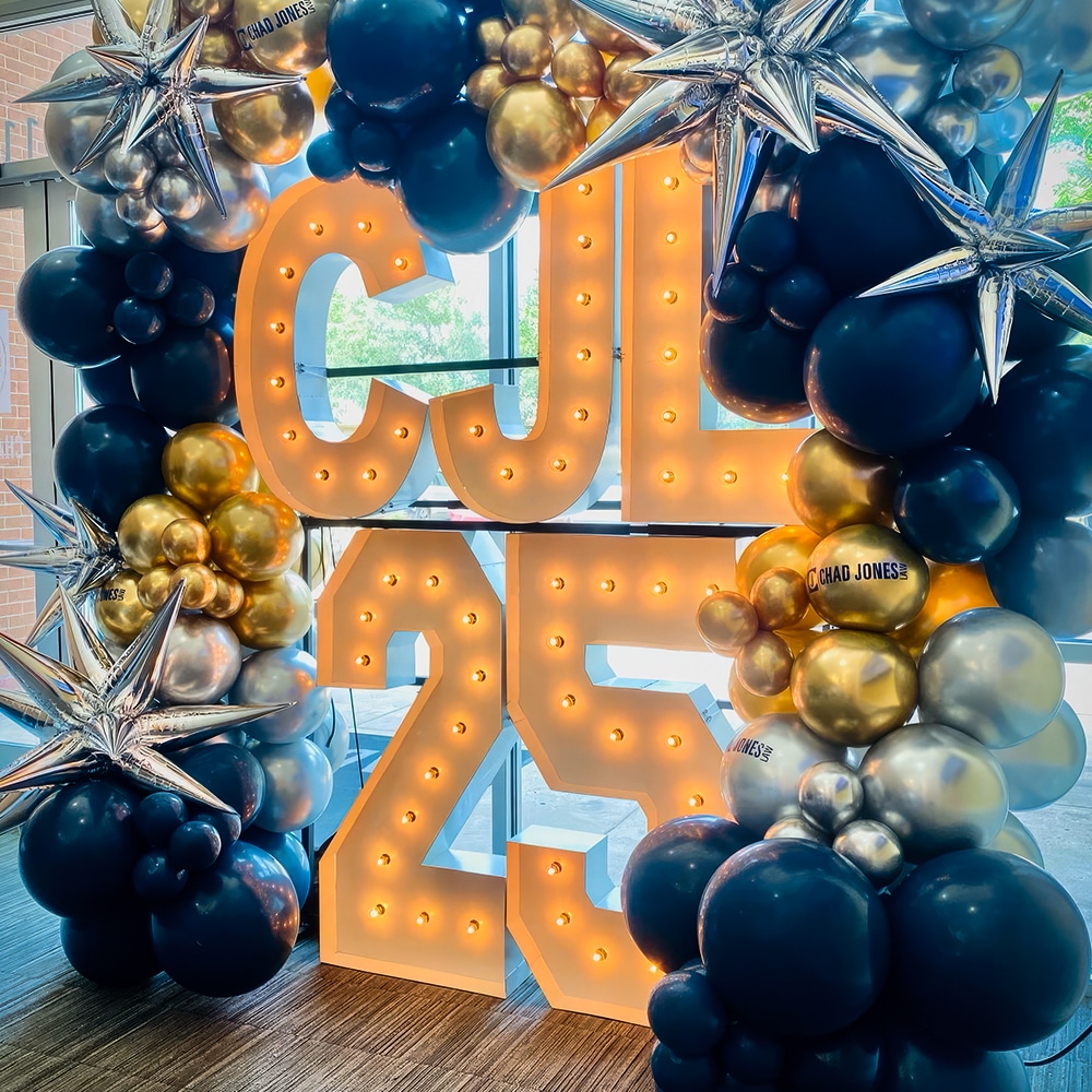 Shenzhen Lc Sign Co., Ltd. Marquee Light Up Letters, 4Ft Light Up Love Letters, LED Marquee Letter Lights for Party Wedding Birthday Decoration