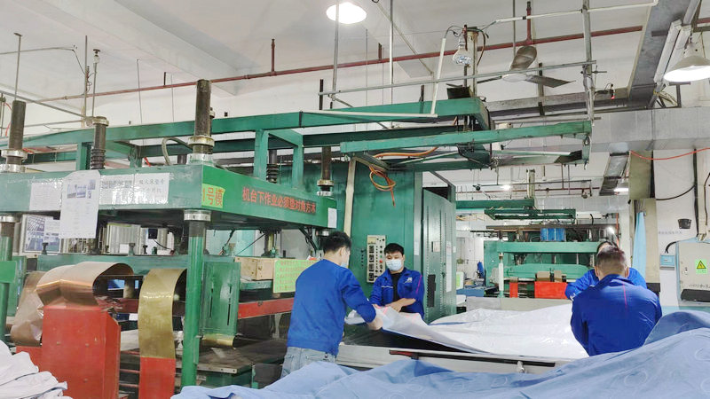 Zhongshan Smart Plastic Manufacturing Ltd. Pool Floats