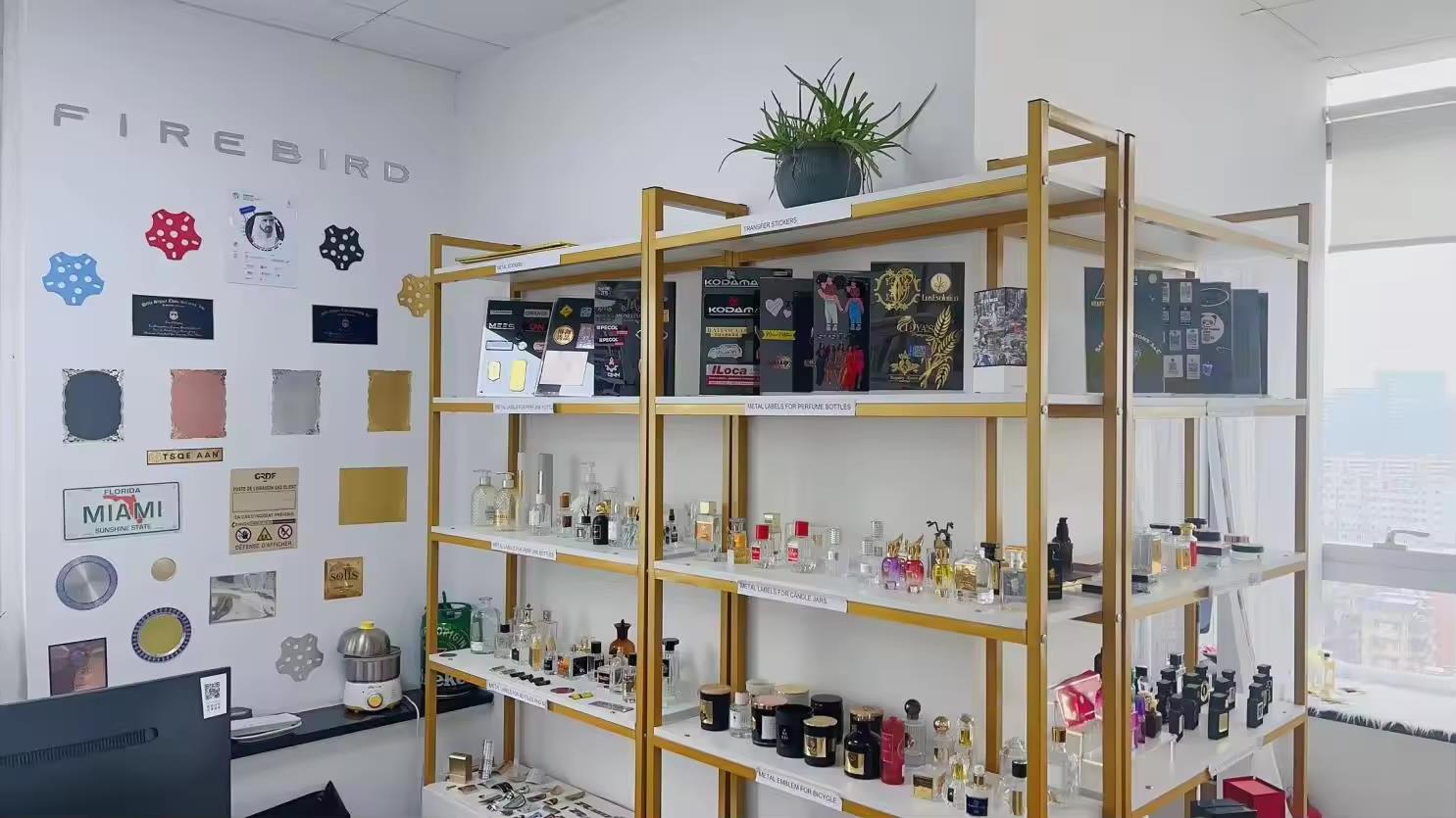 Mingguan (Foshan) Label Sticker Manufacture Co., Ltd. Perfume Label