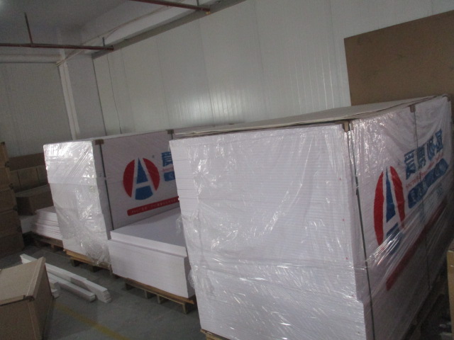 Xiamen Ruier Aidi Trading Co., Ltd. Sequin Wall