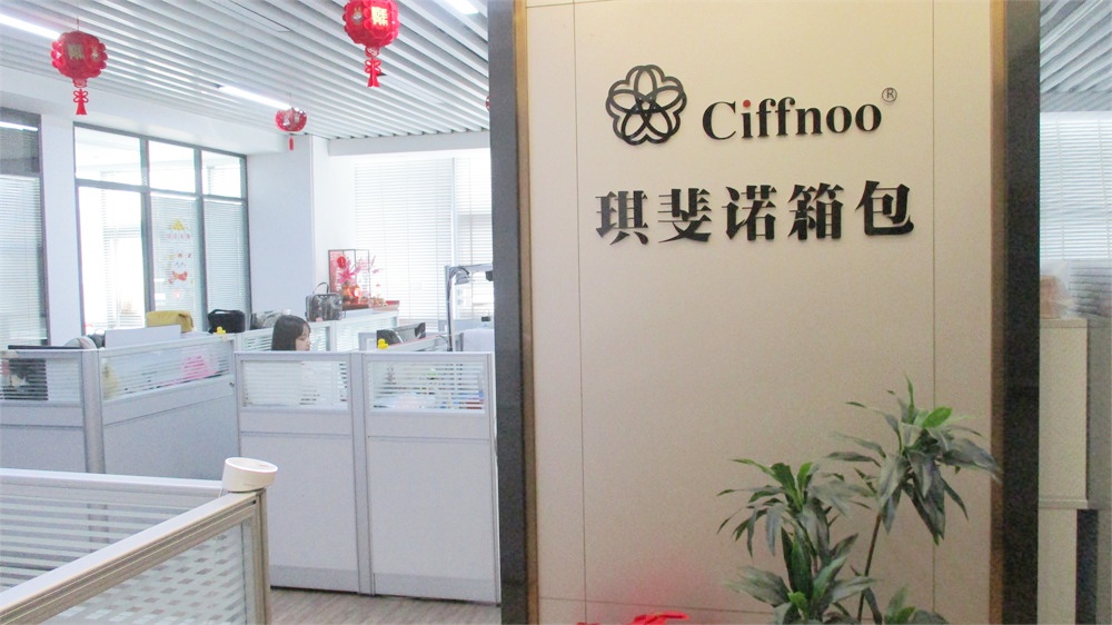 Shantou Ciffnoo Bags Co., Ltd. Cosmetic Bag