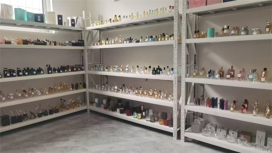 Xuzhou Shangying Glass Products Co., Ltd. Perfume Bottles