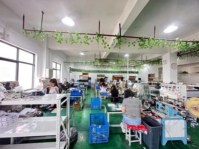 Jiaxing Wuyue Label Weaving Co., Ltd. wash labels
