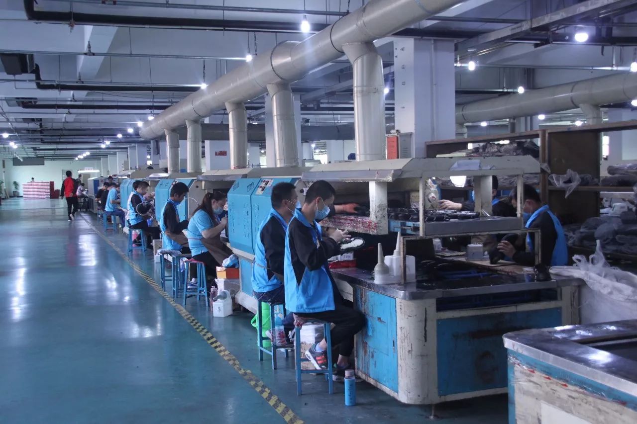 Shenzhen Fly Century Trading Co., Ltd. Boots