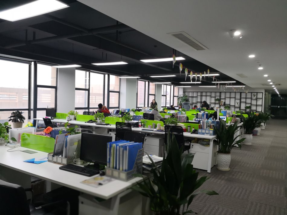 Shenzhen Xunbanglong Technology Co., Ltd. Smart Watches
