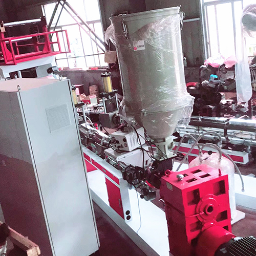 Wenzhou Yeshine Machinery Co., Ltd. Vacuum Forming Machine