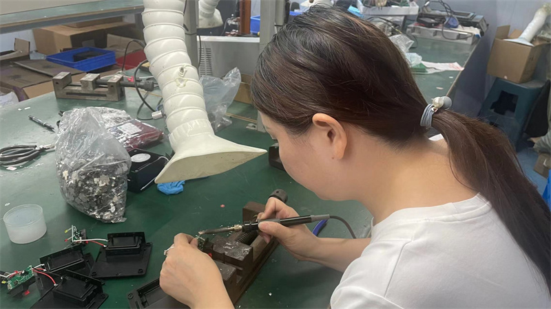 Changsha Tongxin Stage Lighting Manufacturer Co., Ltd. Cold Spark Machine
