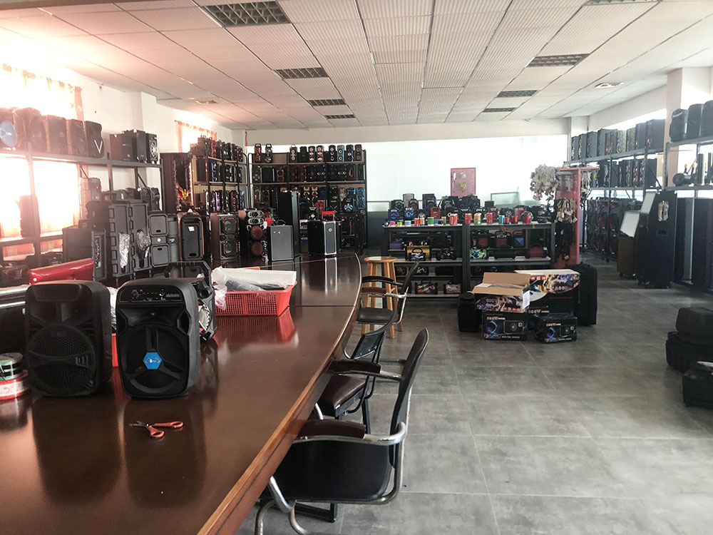 Guangzhou Surpass Audio Co., Ltd. Trolley Speakers