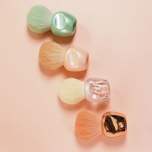 Soft Single Blush Makeup Brush Portable Synthetic Hair Cosmetics Nail Brush For Powder Foundation