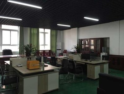 Yiwu Jixin Import And Export Co., Ltd. Keychains