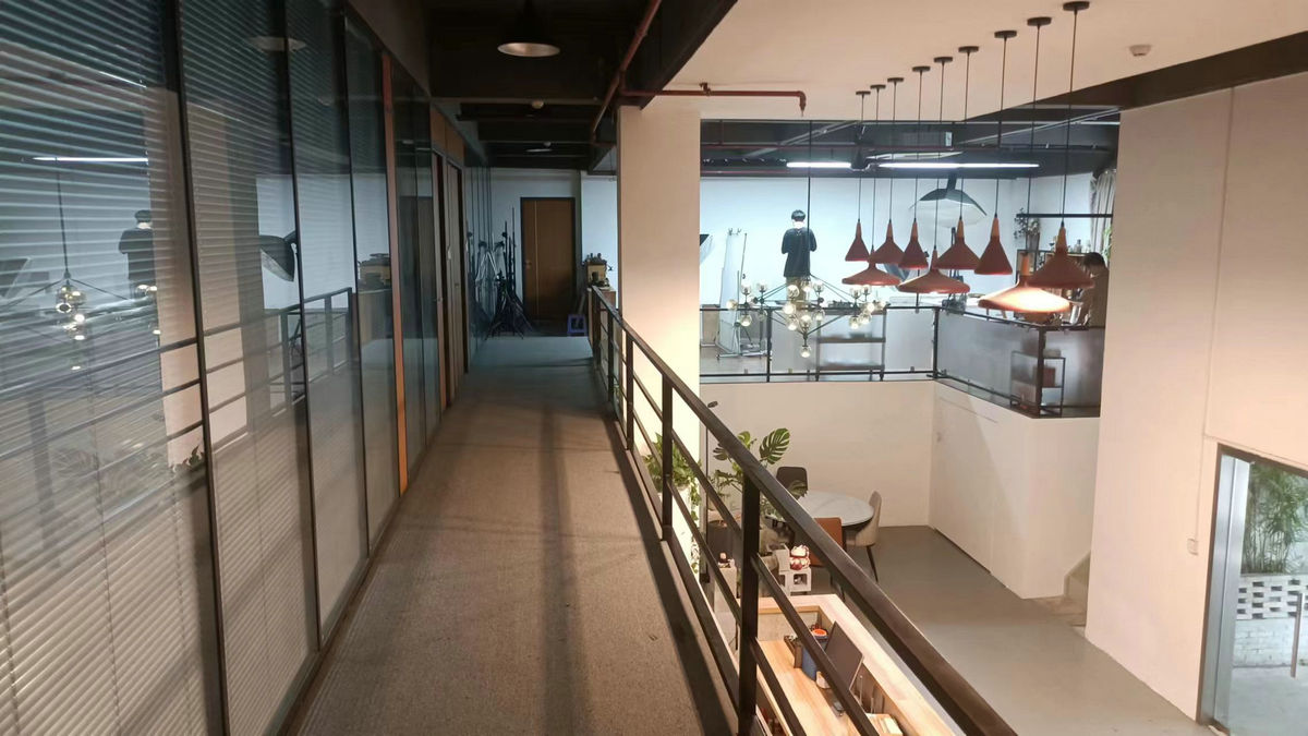 Guangzhou Jiujiuju Homeware Supplies Co., Ltd. Porcelain Ware