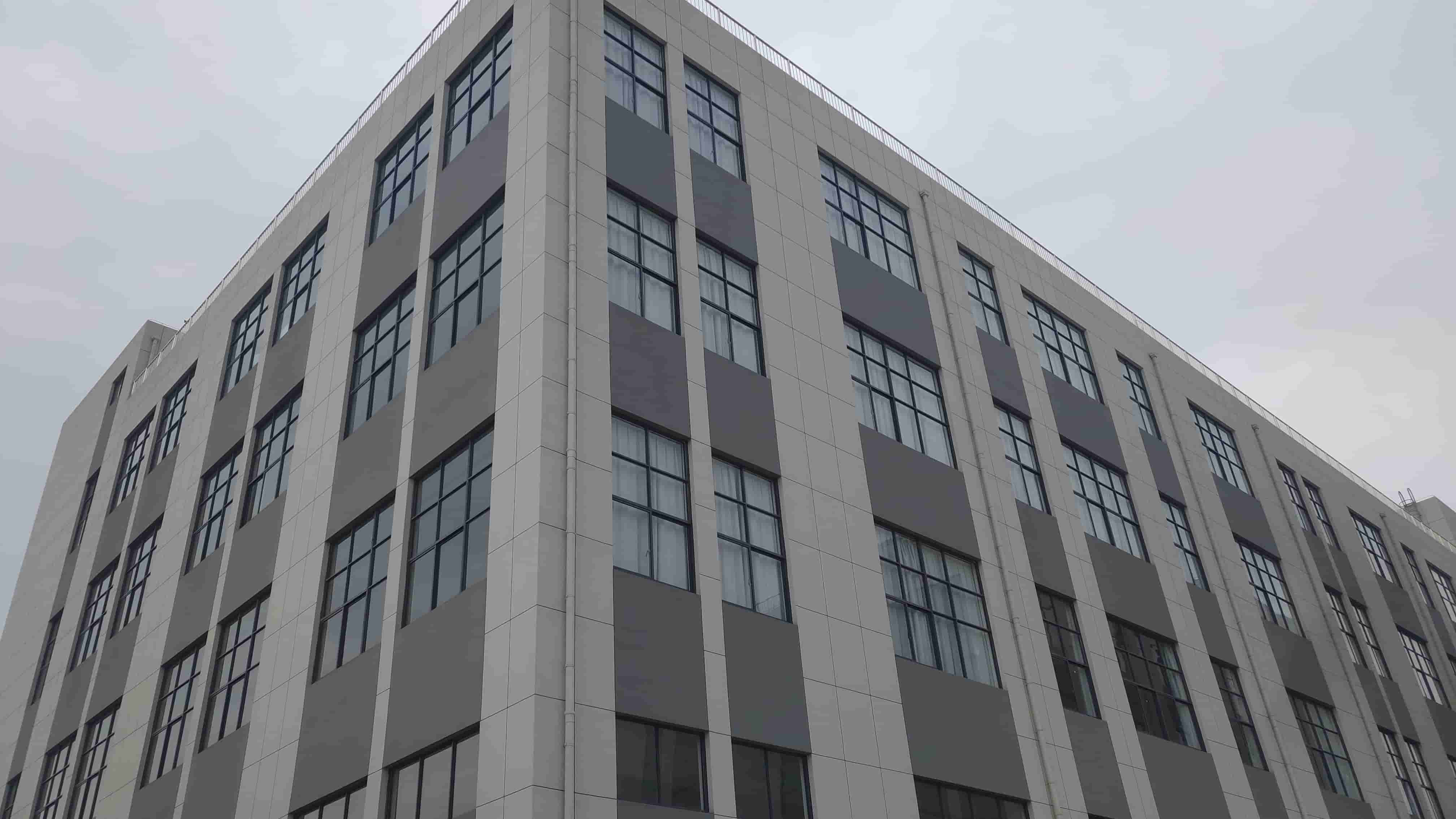 Changzhou Growell Garden Products Co., Ltd. Lean-to Greenhouses