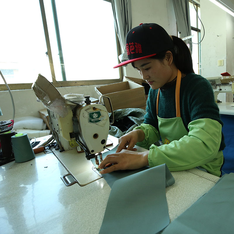 Pujiang County Xinchen Baby Products Co., Ltd. baby slings