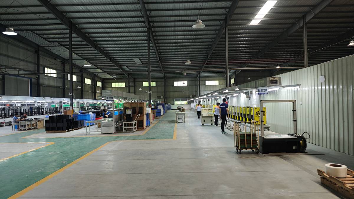 Zhanjiang Sapoe Drink Systems Manufacturing Co., Ltd. Coffee Vending Machine