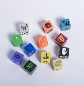 Custom Printed Dice with High Quality of Various Sizes Wholesale Purpose Square Custom Dice for family  D6 Point 18mm Dice