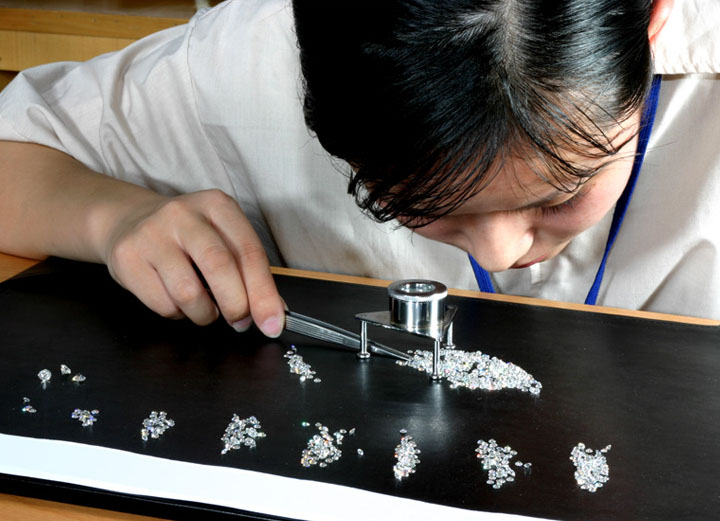 Fuzhou Xingfeihe Electronics Technology Co., Ltd. 18K Gold Jewelry