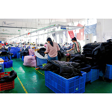 Yunting Textile Company Limited T-shirts