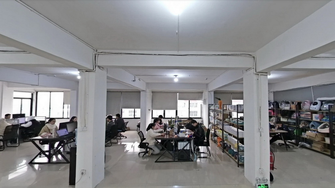 Taizhou Yaojiang Trading Co., Ltd. Backpacks