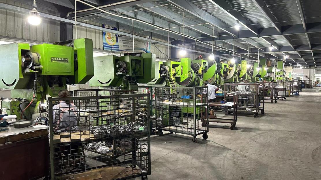Anhui Ruikai International Trade Co., Ltd. Radiator