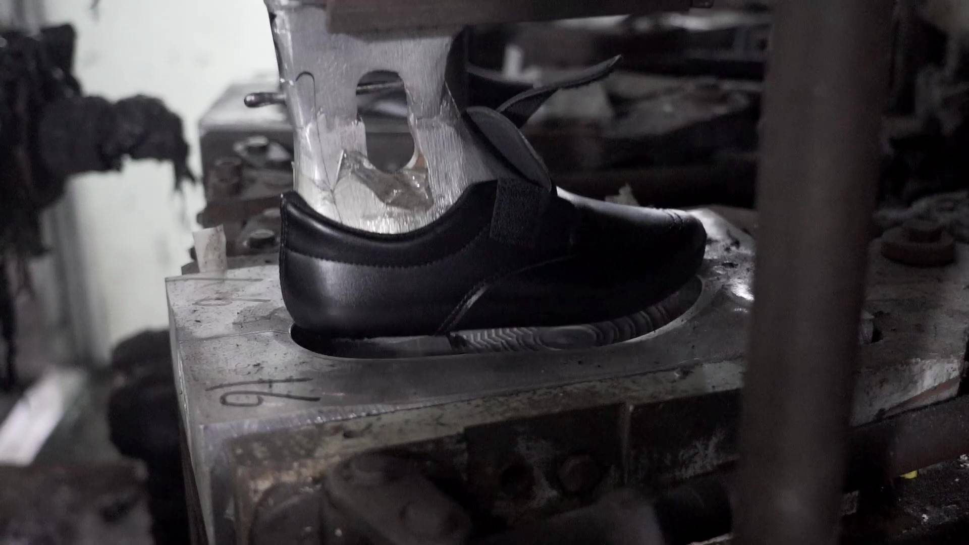Wangdu Yuxing Shoes Factory Sports shoes