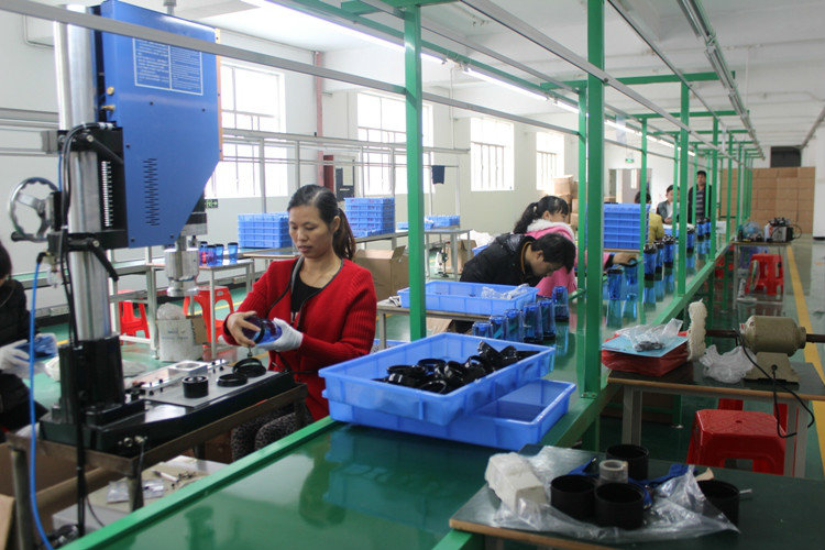 Shenzhen Too Feel Plastic & Hardware Co., Ltd. Plastic Water Bottles