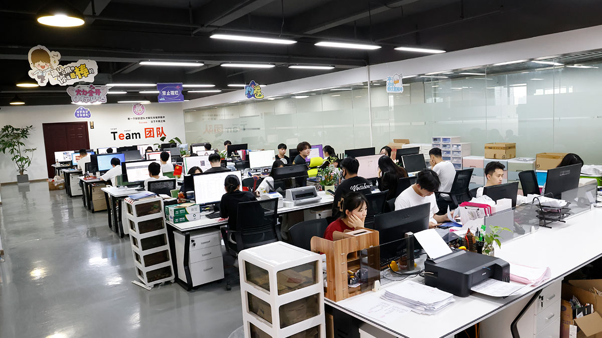 Guangzhou Lanqian Network Technology Co., Ltd. radiator guard