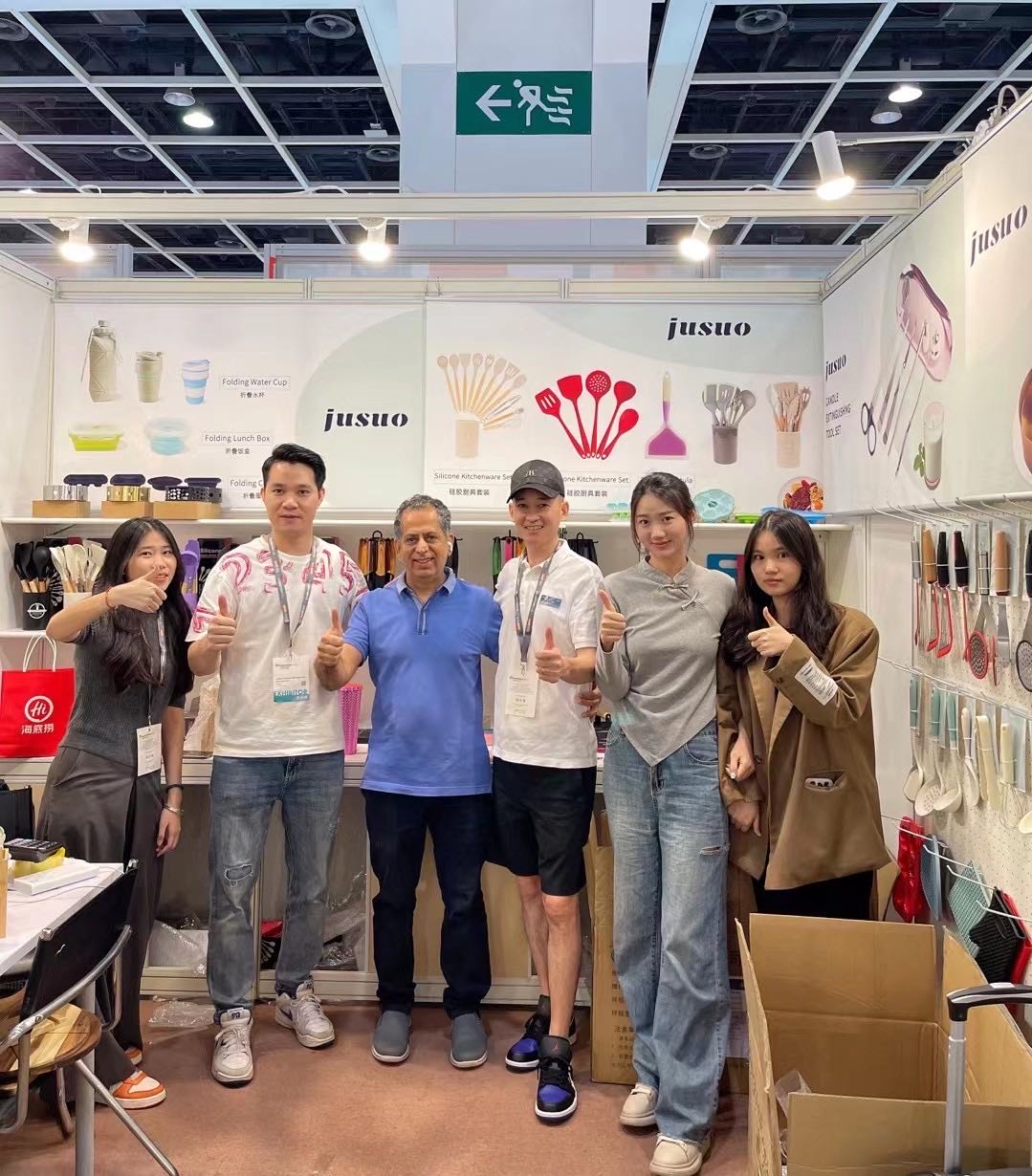 Yangjiang Yangdong Zhida Industry And Trade Co., Ltd. aquarium tweezers