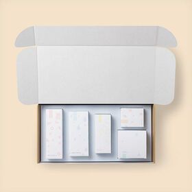 Wholesale set cosmetic packaging boxes for makeup plastic lotion bottle jars custom mailer paper gift boxPopular