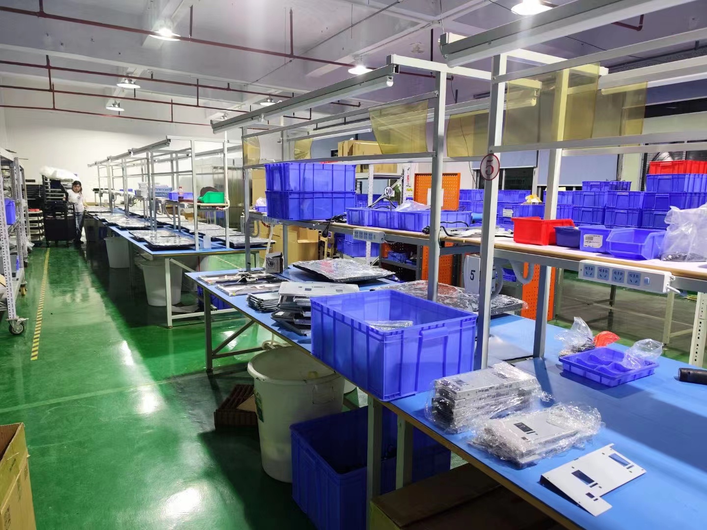 Shenzhen Haishi Intelligent Displays Co., Ltd. factory image 2