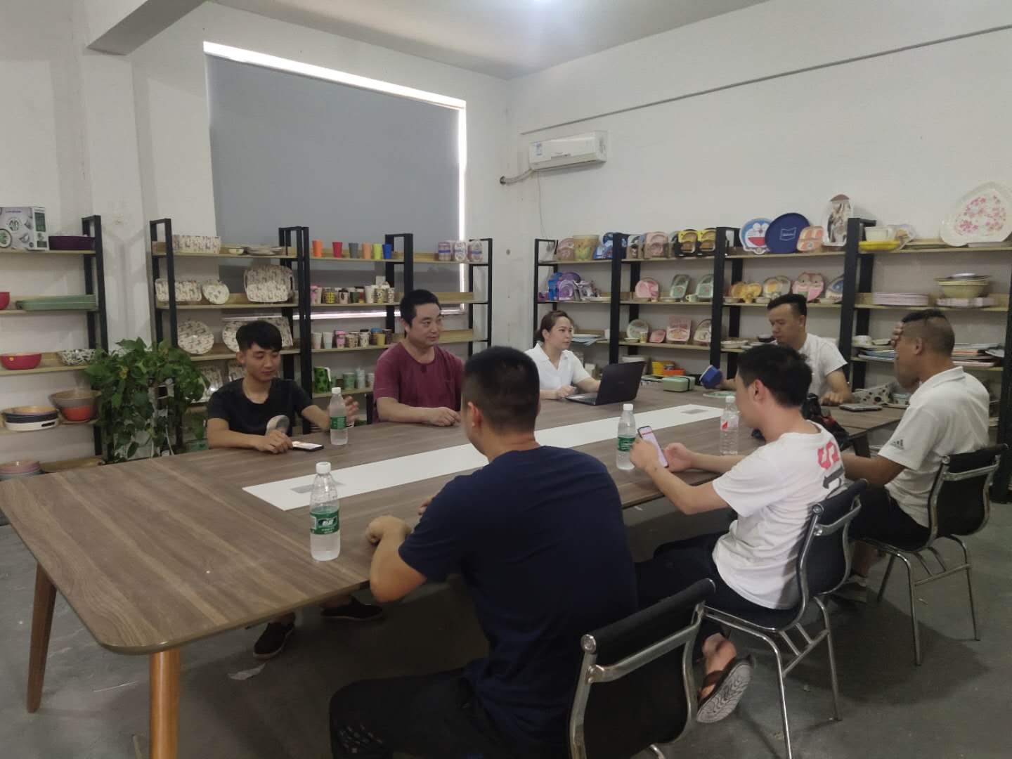Taizhou Huangyan Xinhui Households Co., Ltd. lunch box