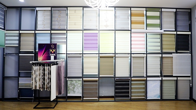 Foshan Hao Yuan Tracery Products Co., Ltd. Roller Blind