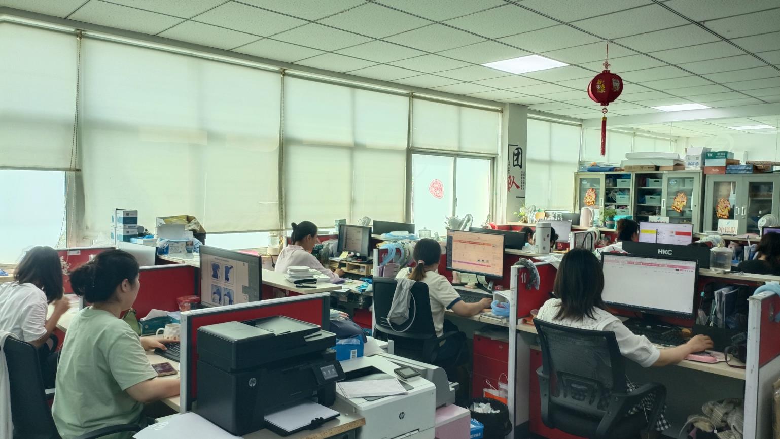 Shanghai Bingfan Industrial Co., Ltd. Wine Cooler Sleeve