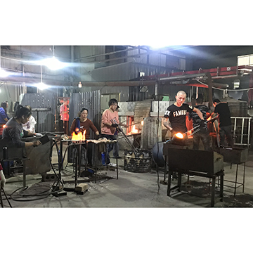 Beijing Lingyao Industry and Trade Co., Ltd. Wine glass