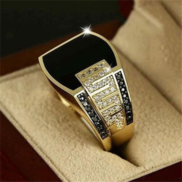 Nanning Shuheng International Trade Co., Ltd. Punk Men Rings Vintage Rectangular Geometry Rings Glisten Diamond Rings For Men