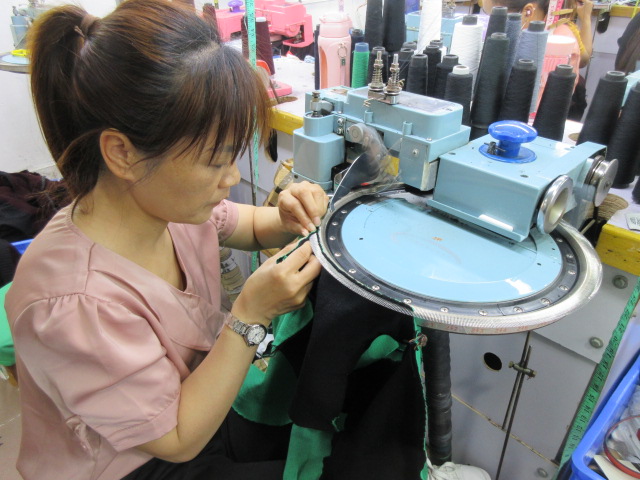 Dongguan Houzhifang Garment Co., Ltd. Sweater
