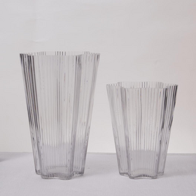 Hand blown classic vase for home decor, glass flower vase for shelf decor, living room decor, unique gift for friends