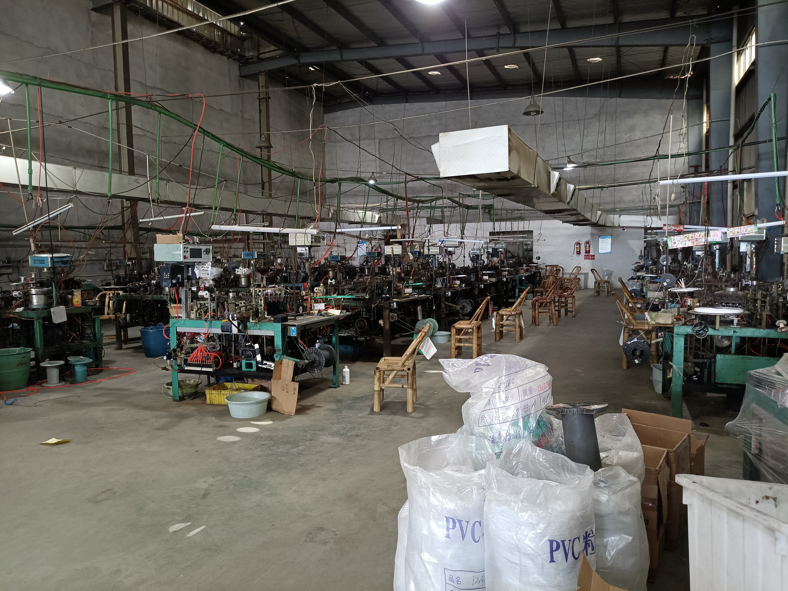 Yiwu Xiangqian Lighting Co., Ltd. holiday light